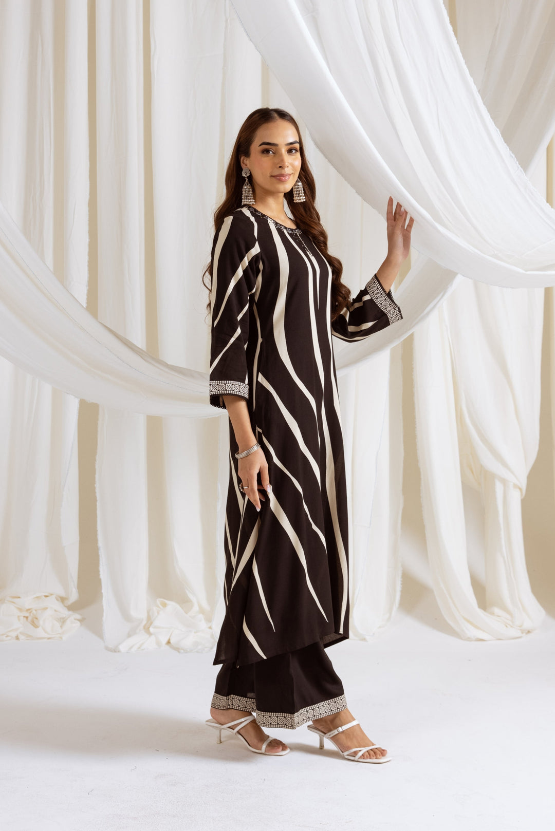 Bakul Raven Printed Kurta pant set