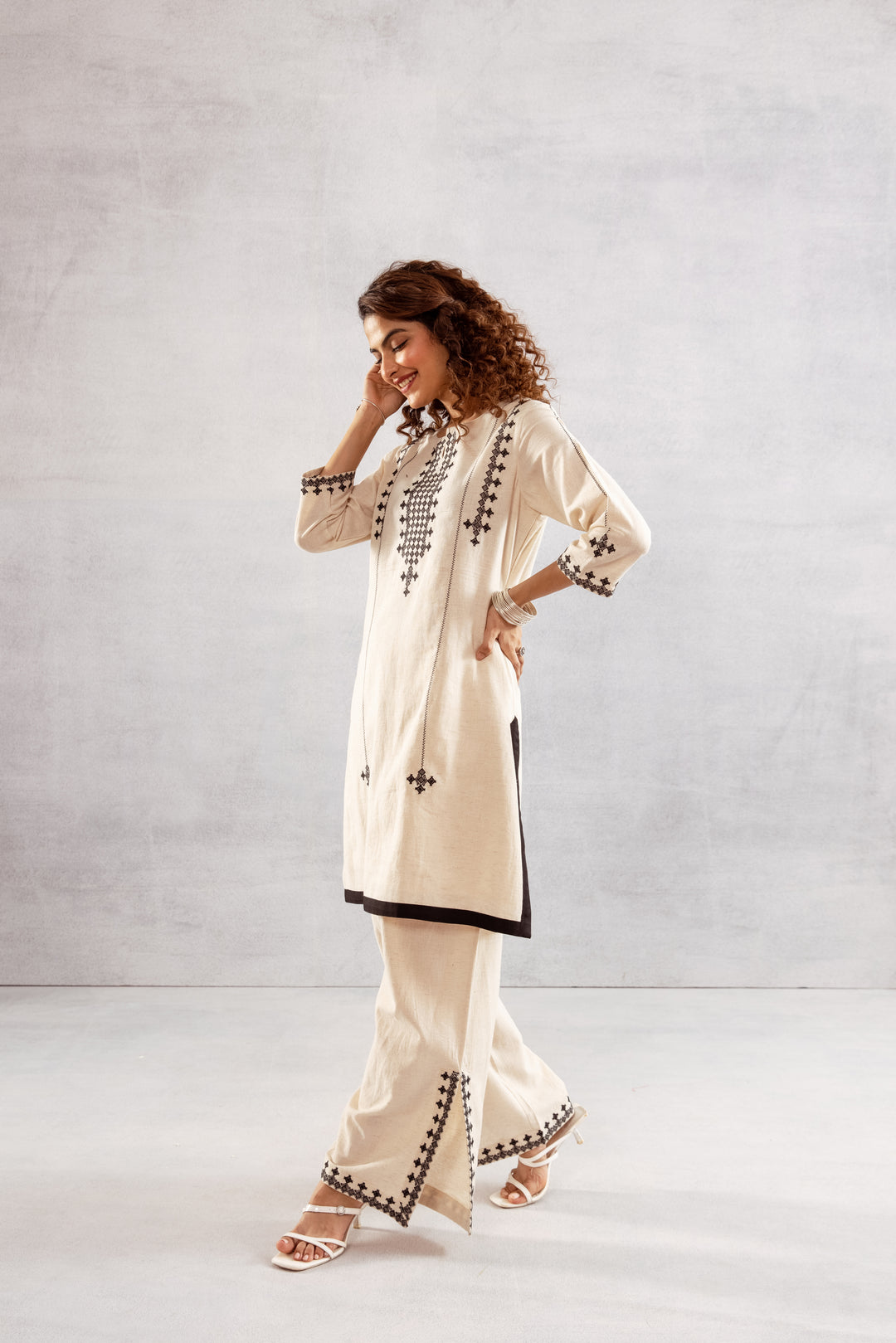 Bakul Ivory embroidery Cotton Co-ord Set