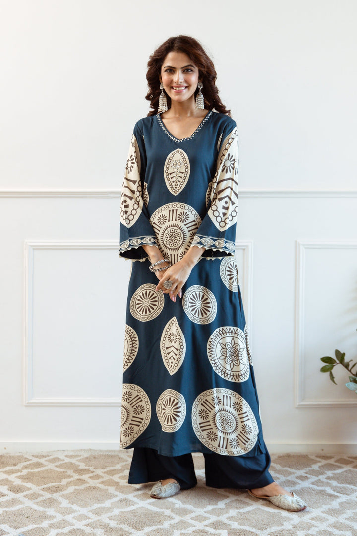 Siya Indigo Printed Kurta Pant Set