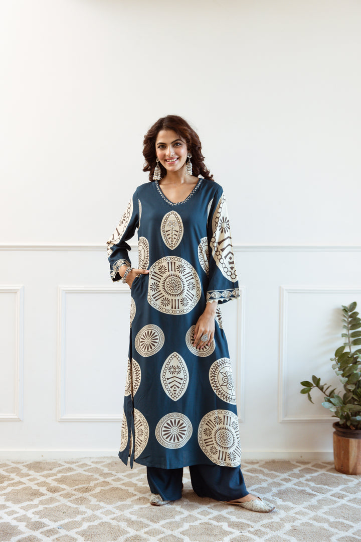 Siya Indigo Printed Kurta Pant Set