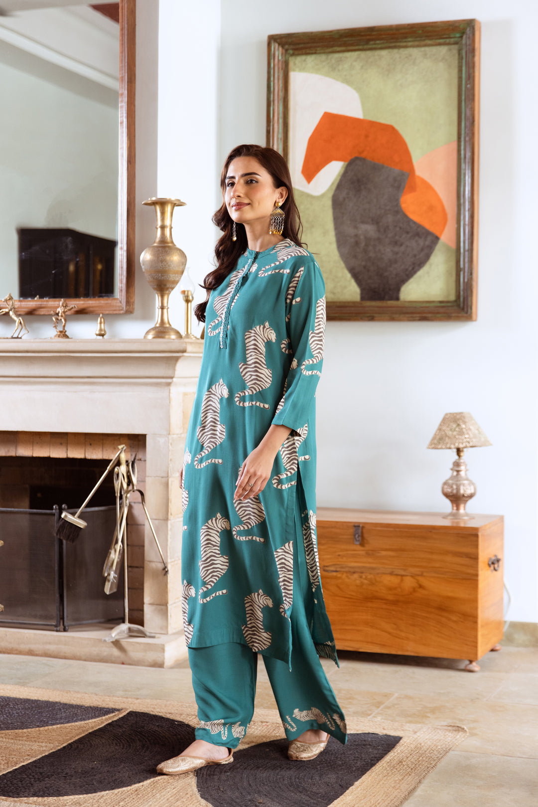 Aruna Lapis Tiger Kurta Pant Set