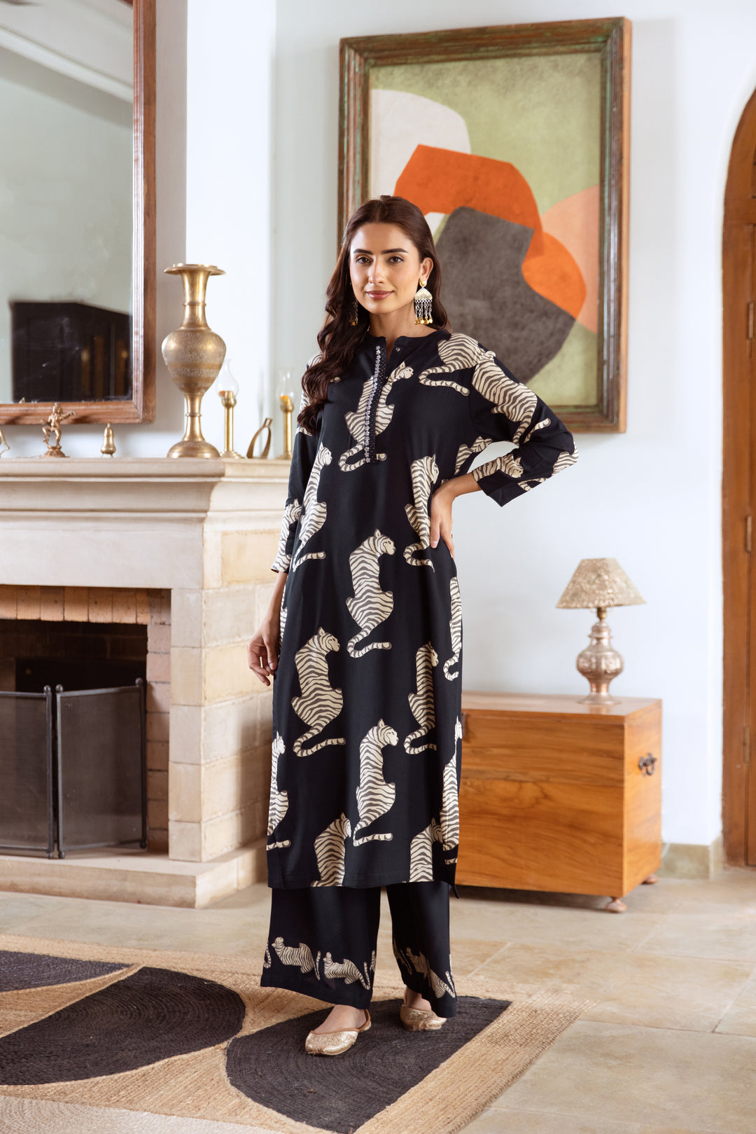 Aruna Onyx Tiger Kurta Pant Set