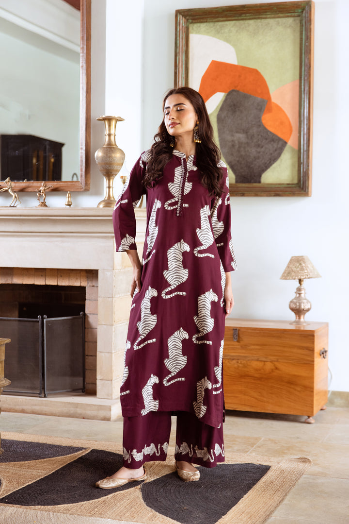 Aruna Mulberry Tiger Kurta Pant Set