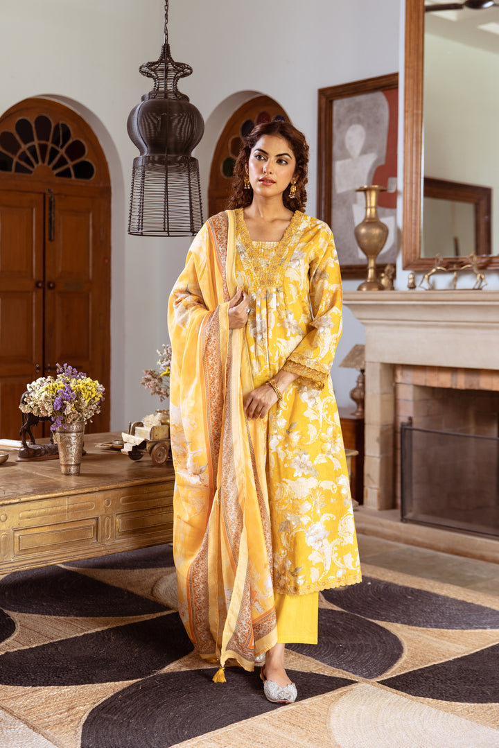 Tejaswi Amber Floral Suit Set