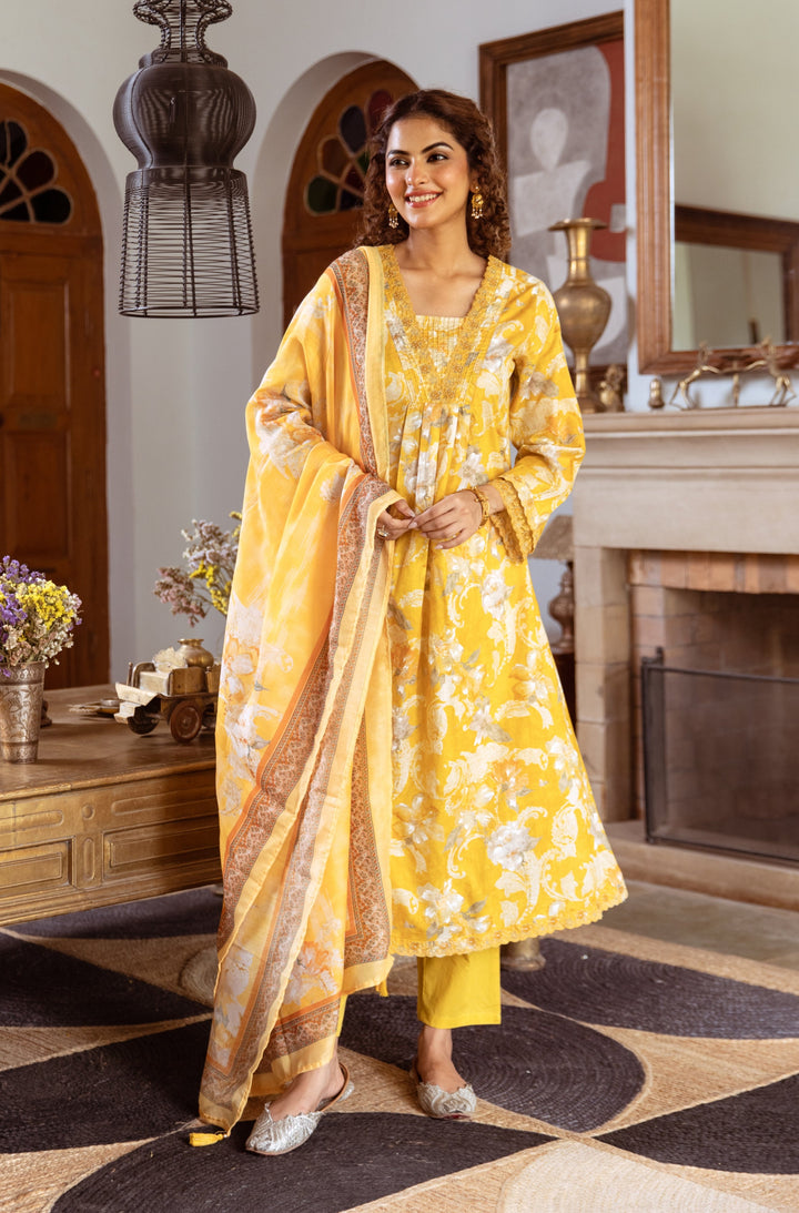 Tejaswi Amber Floral Suit Set