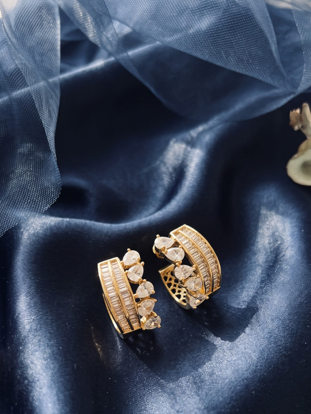 Monstera Fligree Floral Hope Earring