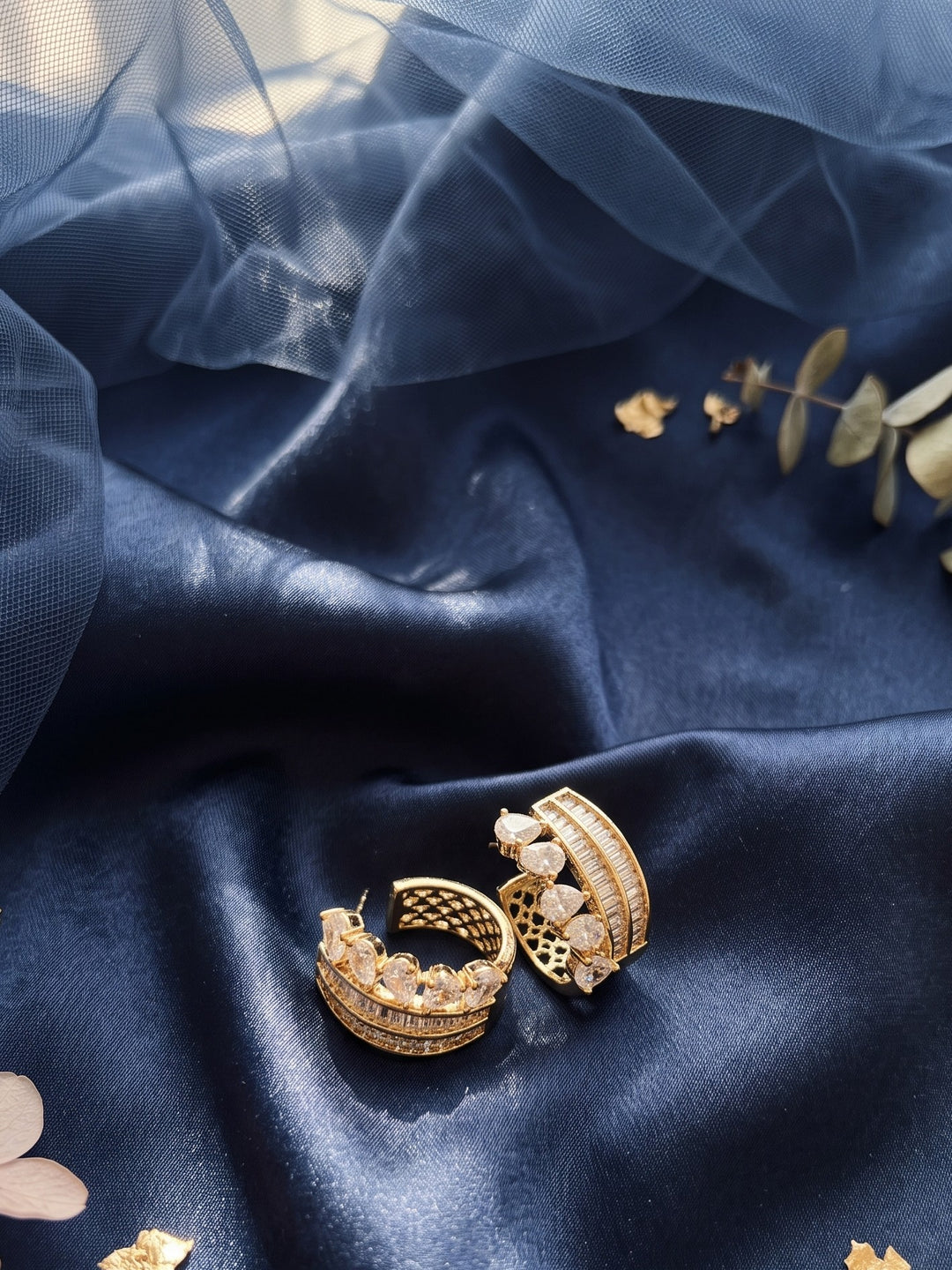Monstera Fligree Floral Hope Earring