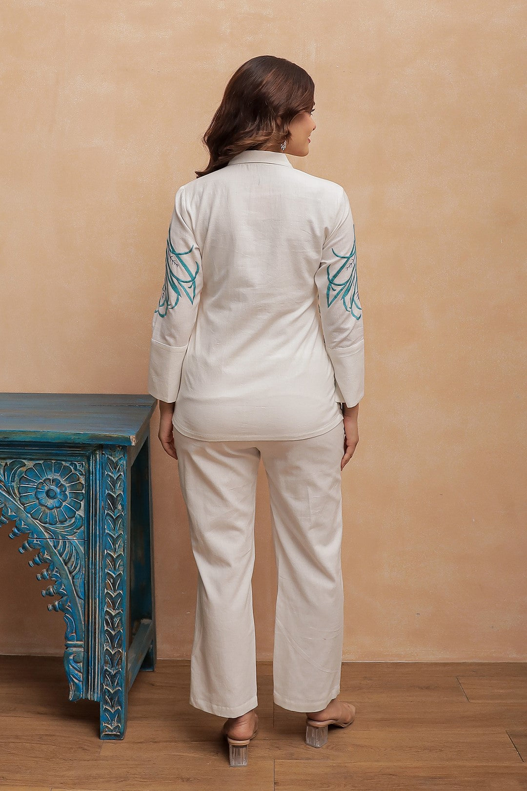 Viva shell embroidery Co-ord set