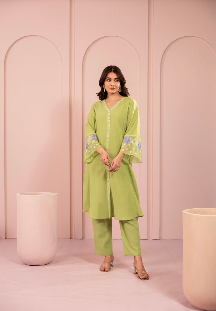 Purna Kelly Embroidery Kurta Pant Set