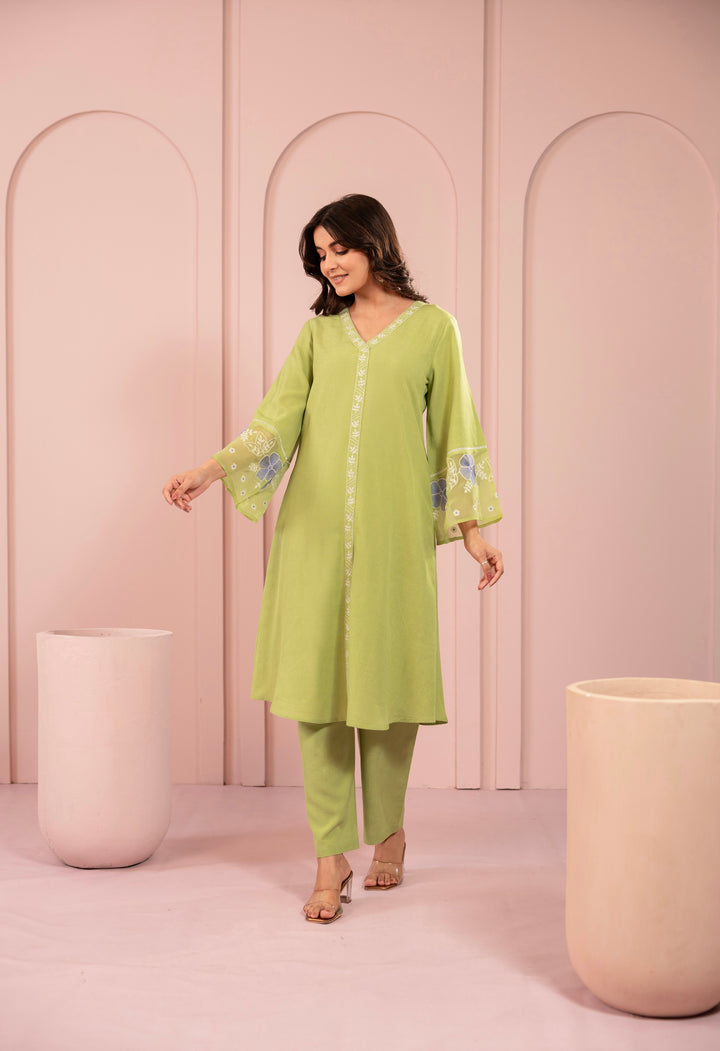 Purna Kelly Embroidery Kurta Pant Set
