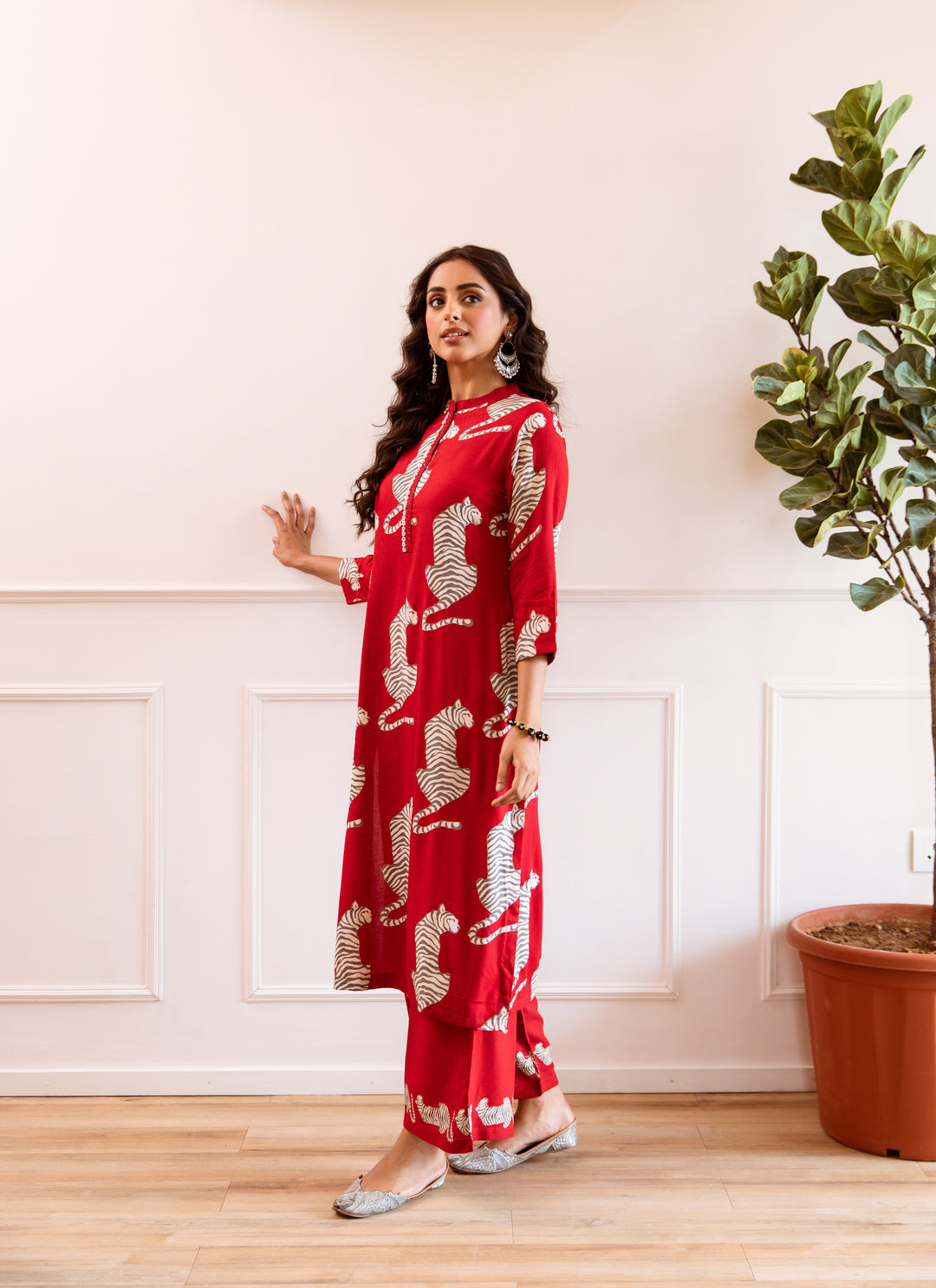 Aruna Scarlet Tiger Kurta Pant Set