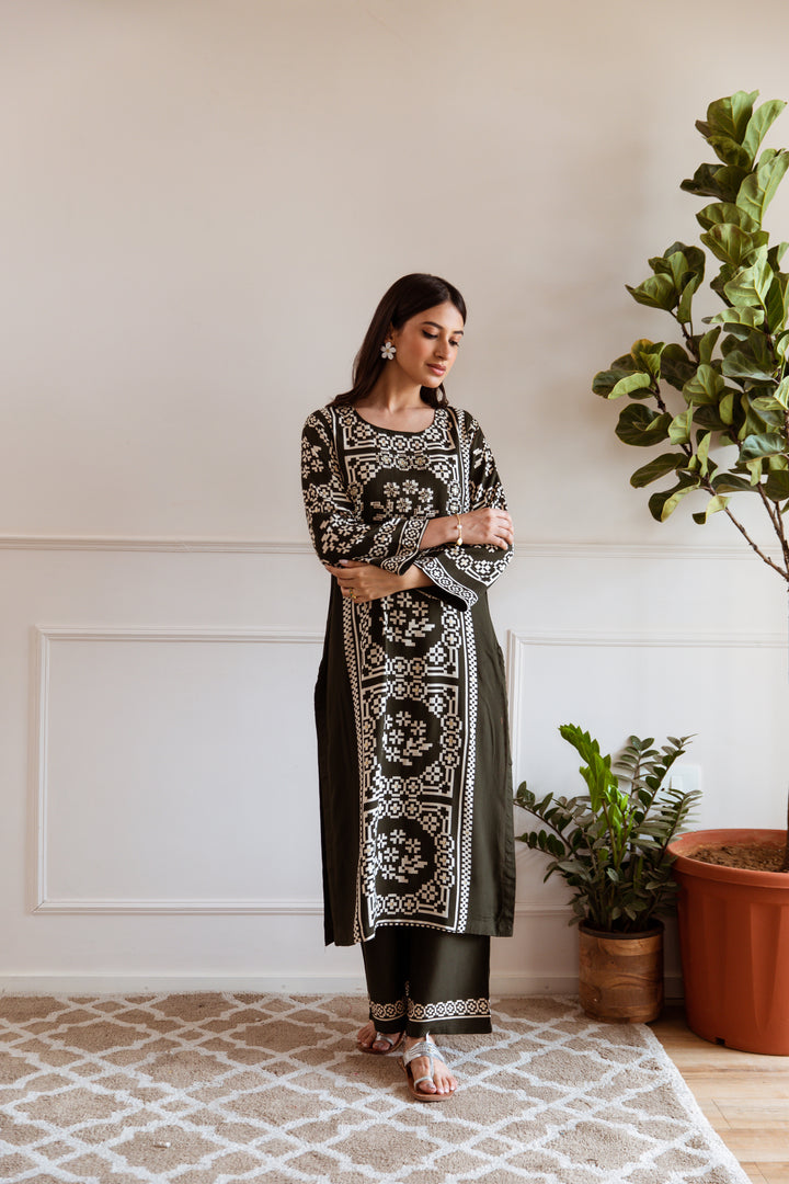 Shimoni Forest Printed Kurta Pant Set