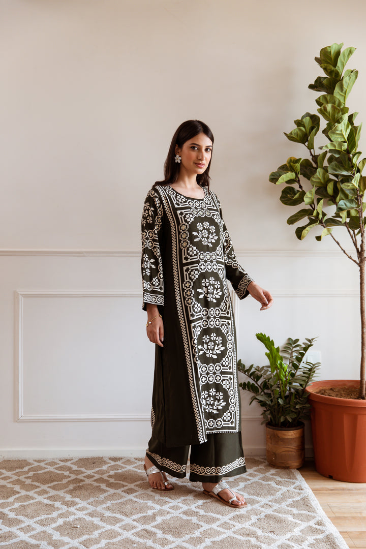 Shimoni Forest Printed Kurta Pant Set