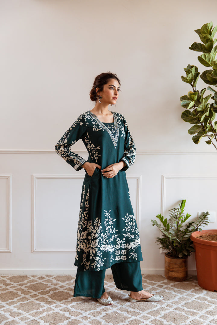 Aruna Shamrock Kurta Pant Set