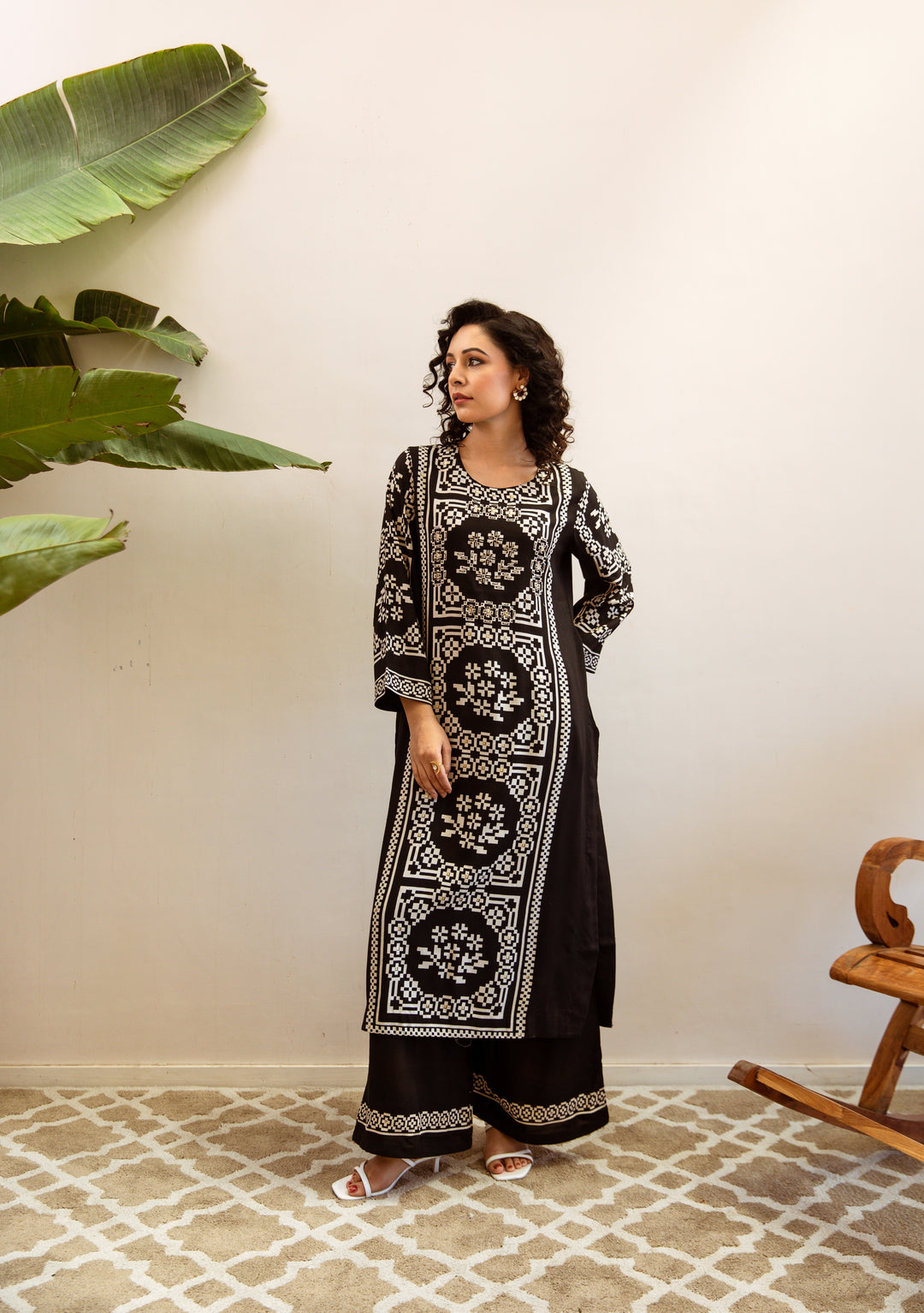 Shimoni Jade Printed Kurta Pant Set