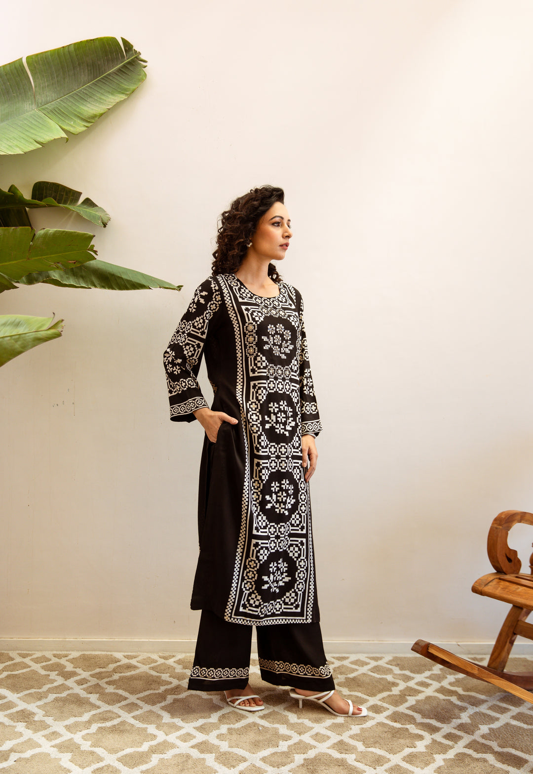 Shimoni Jade Printed Kurta Pant Set