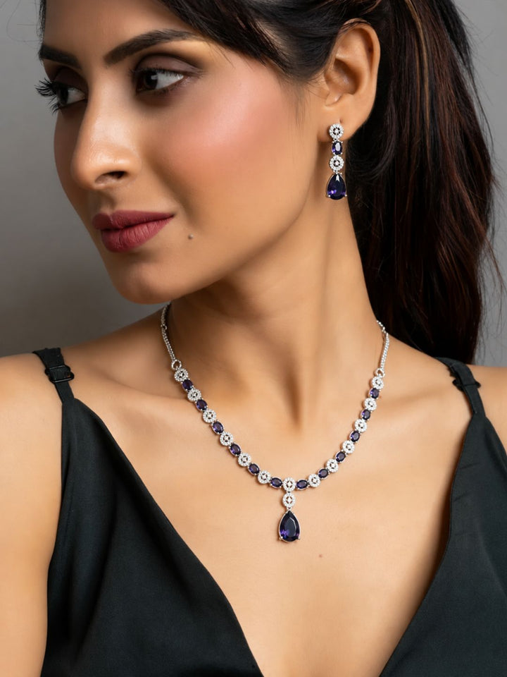 Nayra diamond necklace with earings set