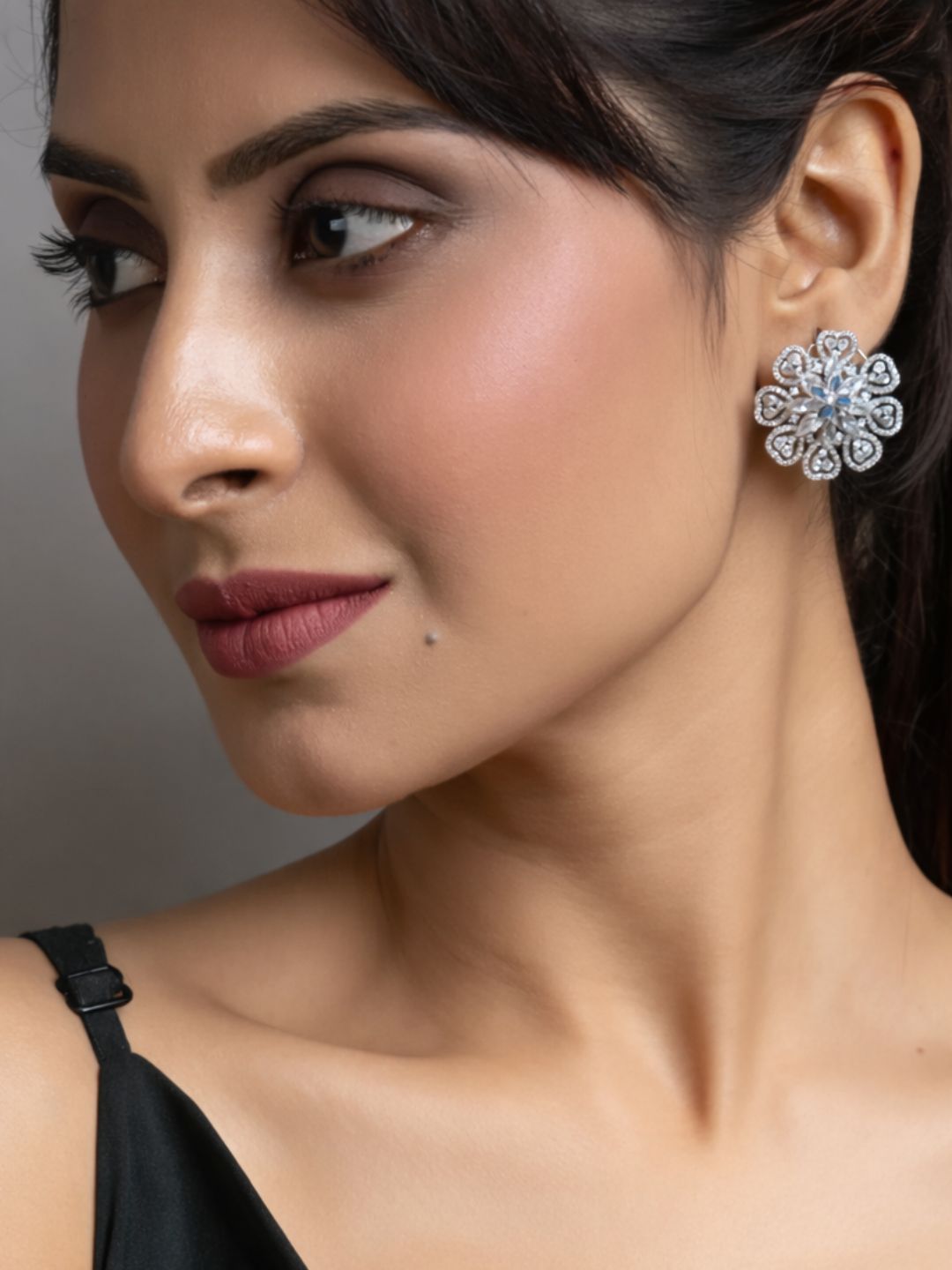 Alankrita Diamond Earings