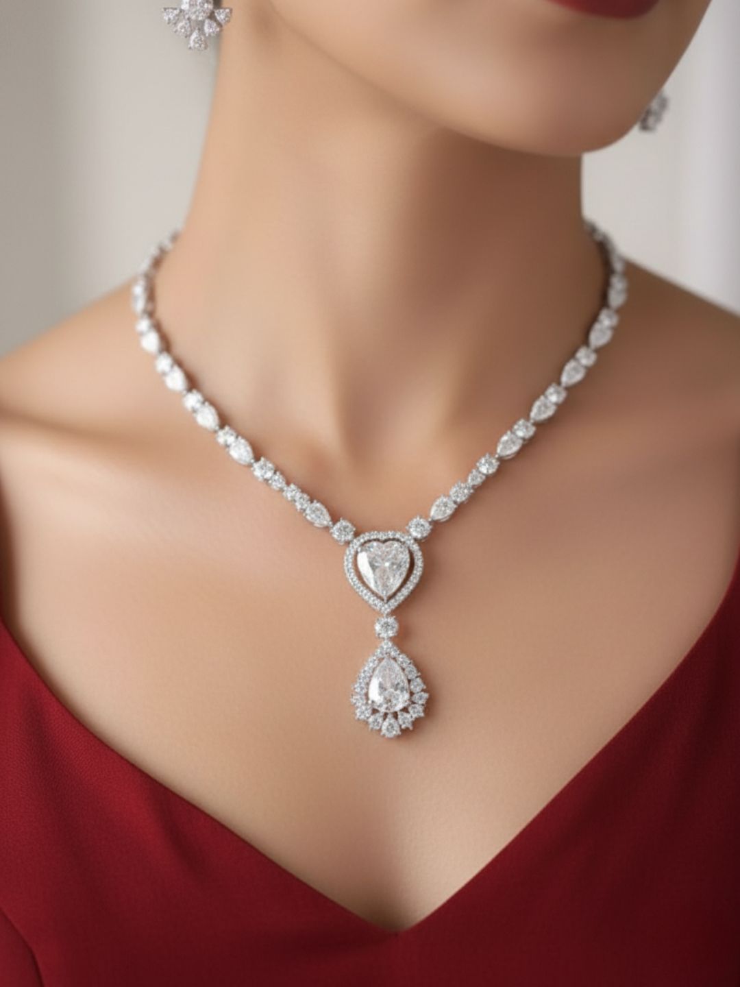 Antaara Diamond Necklace with Earings set