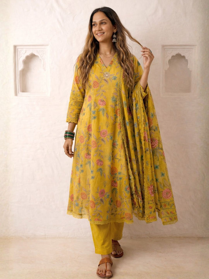 Benisha amber cotton printed suit set