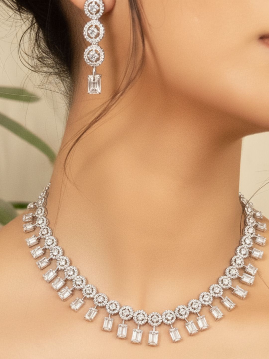 Antaara Diamond Necklace with Earings set