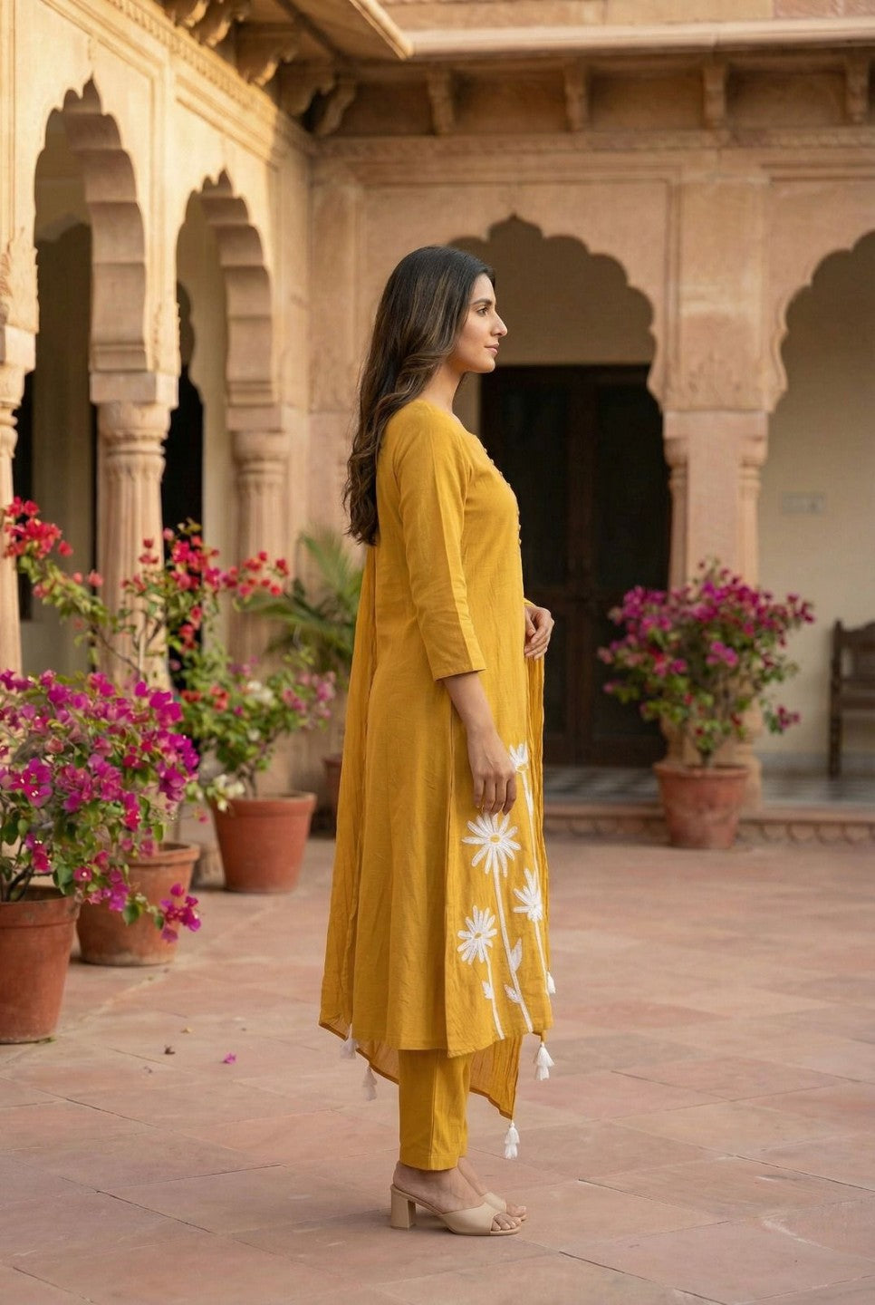 Tanu amber cotton embroidery suit set