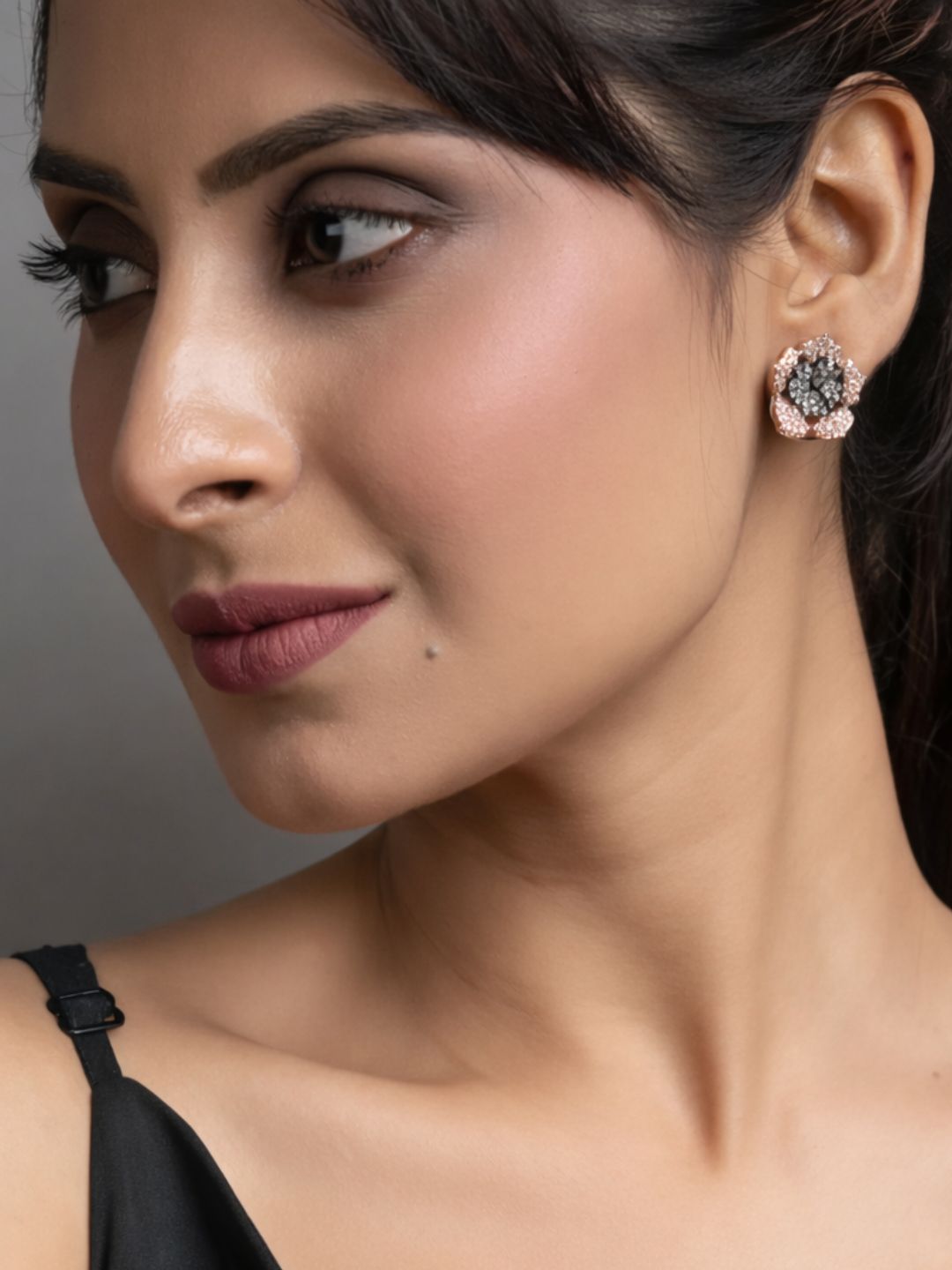 Alankrita Diamond Earings