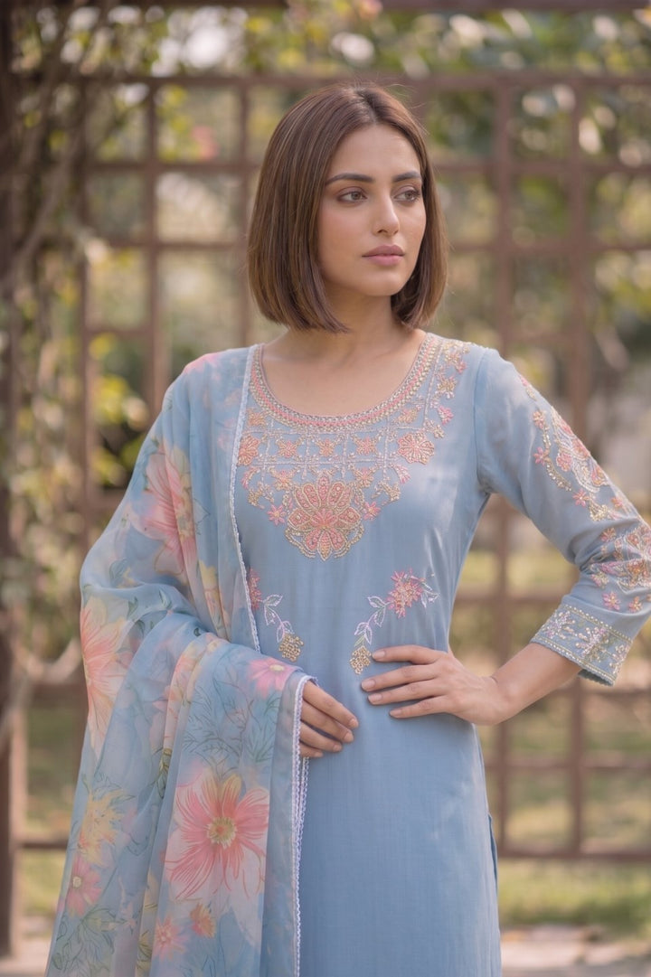 Yami Cadet Embroidered Suit Set