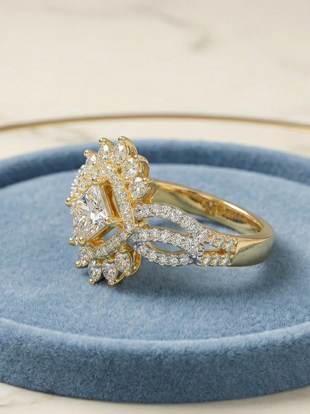 Rivaaz Royale Diamond Ring