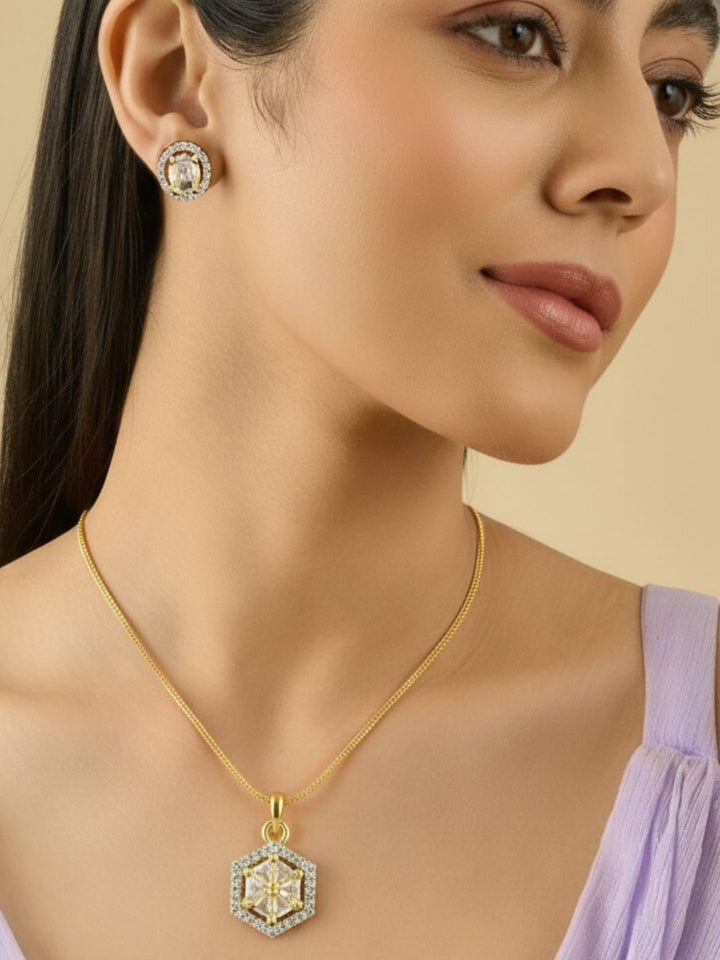 Antaara diamond earing & pendant stud