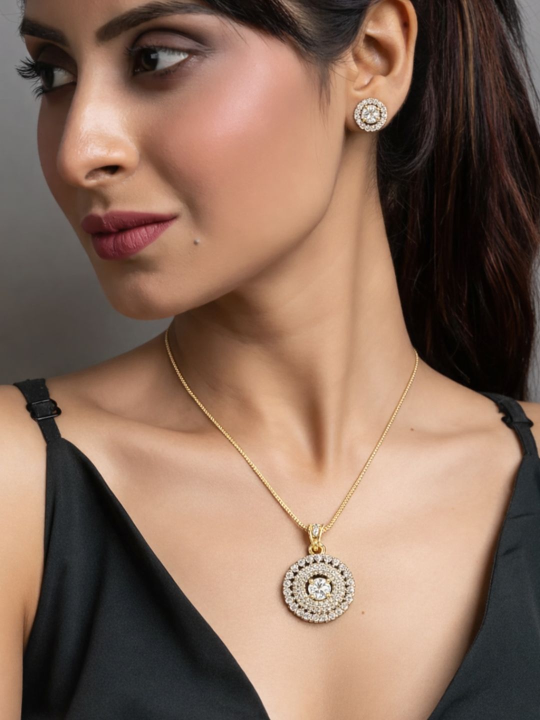 Alankrita Diamond earing & pendant stud