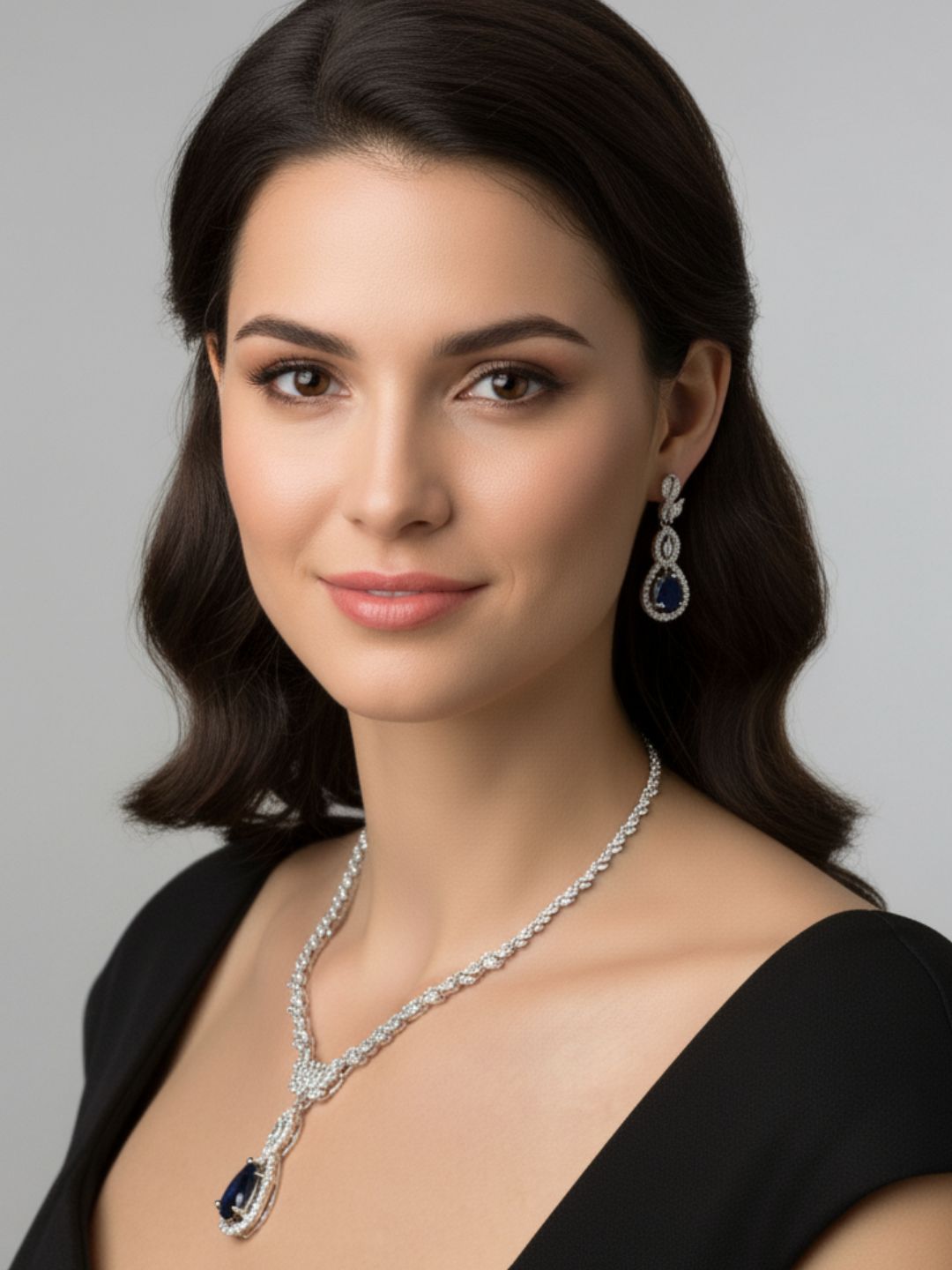 Antaara Diamond Necklace with Earings