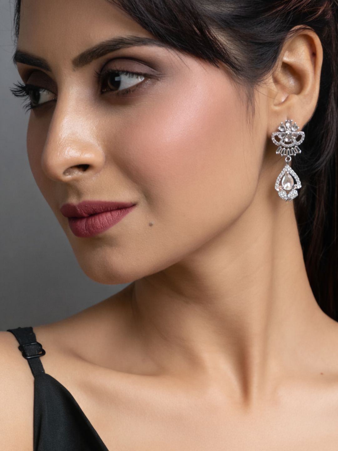 Alankrita Diamond Earings