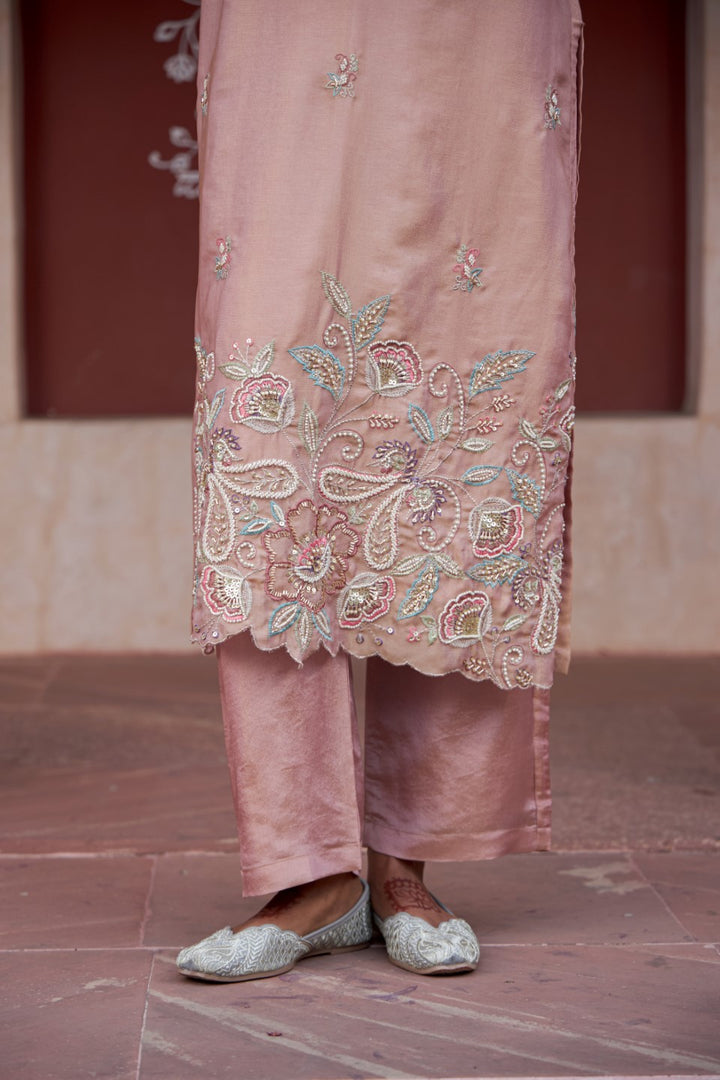 Mihika puce full work suit set