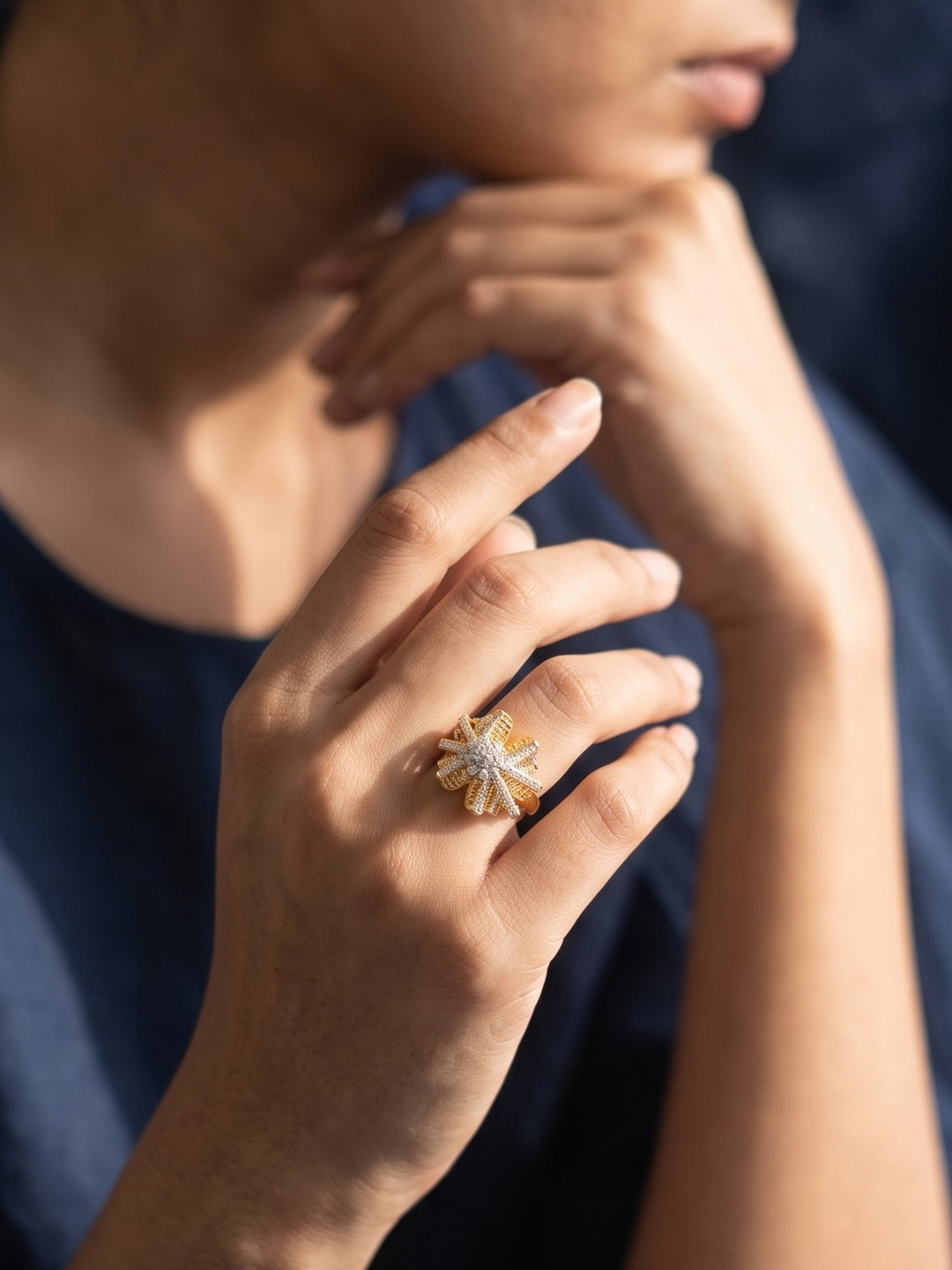 Monstera Golden Starburst Ring