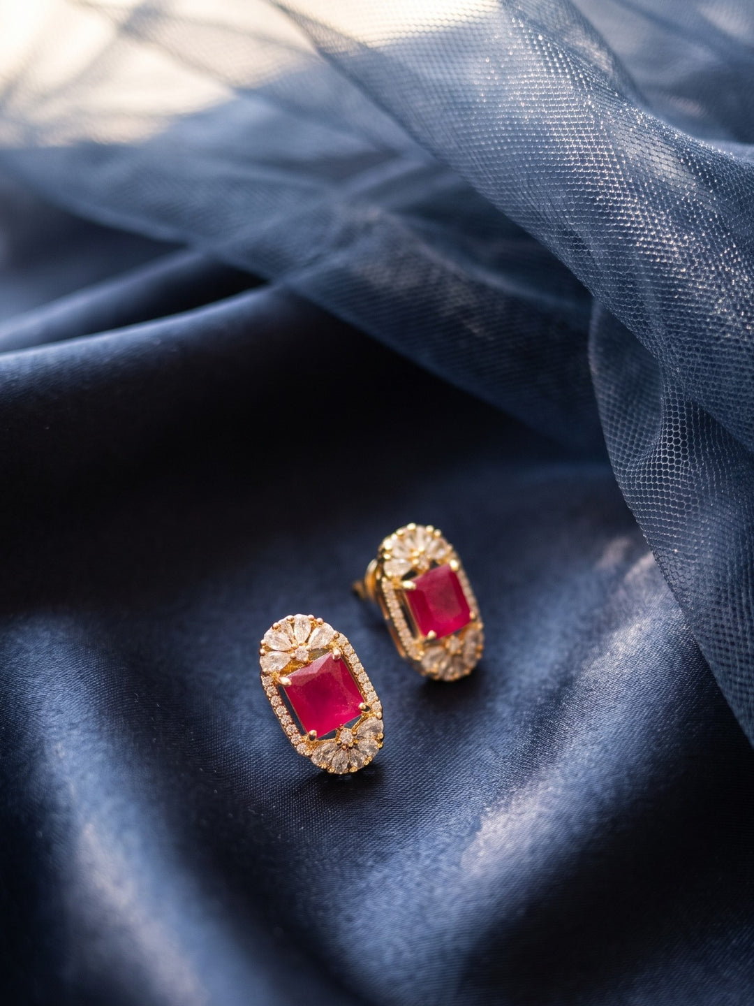 Zarika Ruby Crystal Pendant Chain With Earring