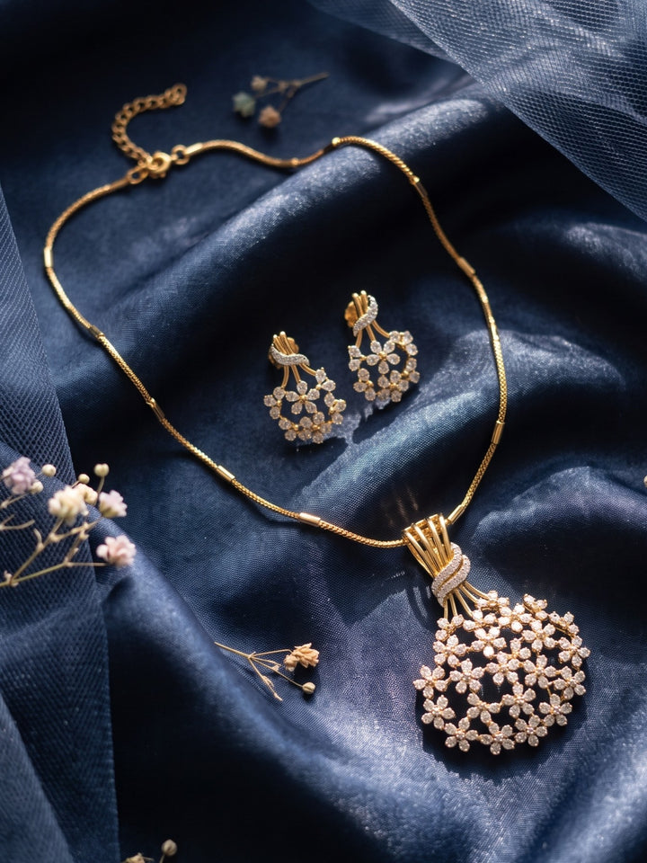 Zarika Floral Pendant Chain With Earring