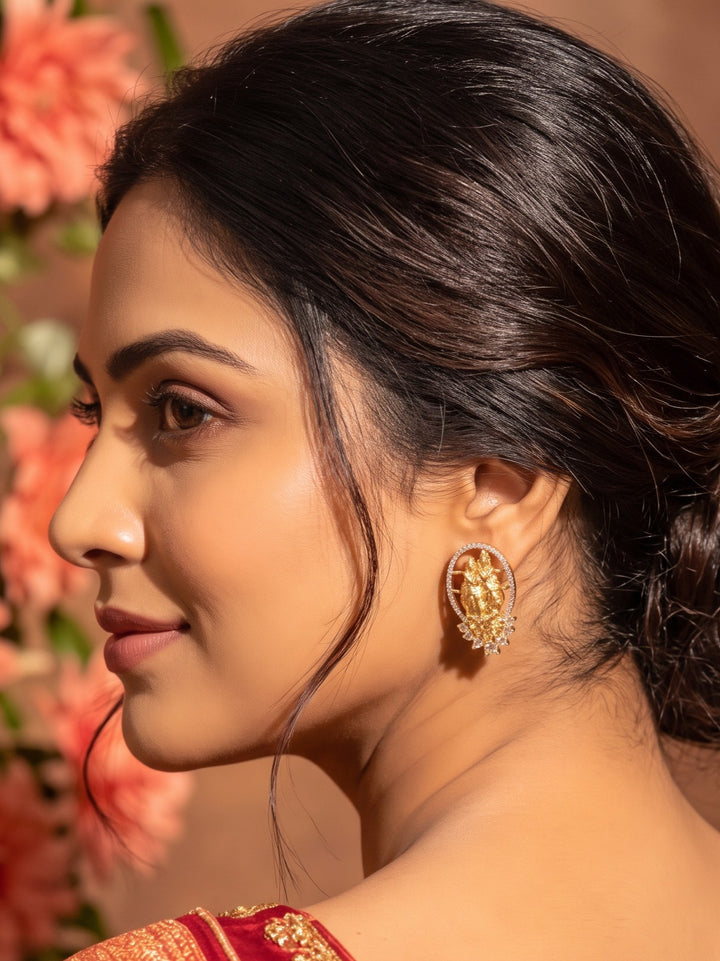 Zarika Divine Love Pendant Chain With Earring