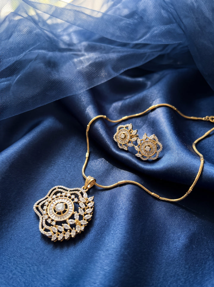 Zarika Floral Diamond Pendant Chain With Earring
