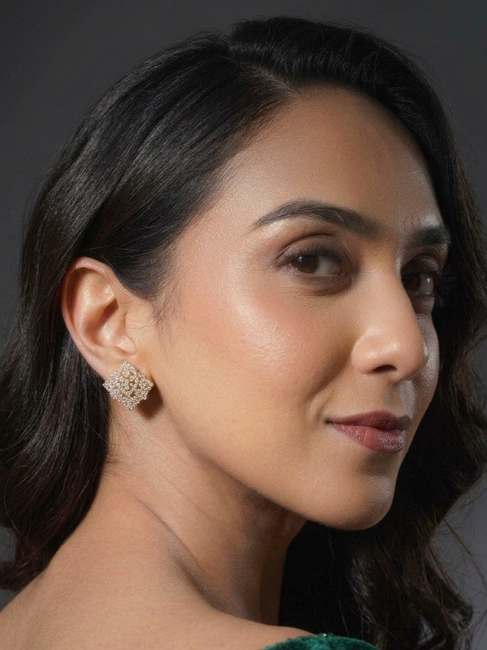 Zarika Diamond Cluster Statement Pendant Chain With Earring