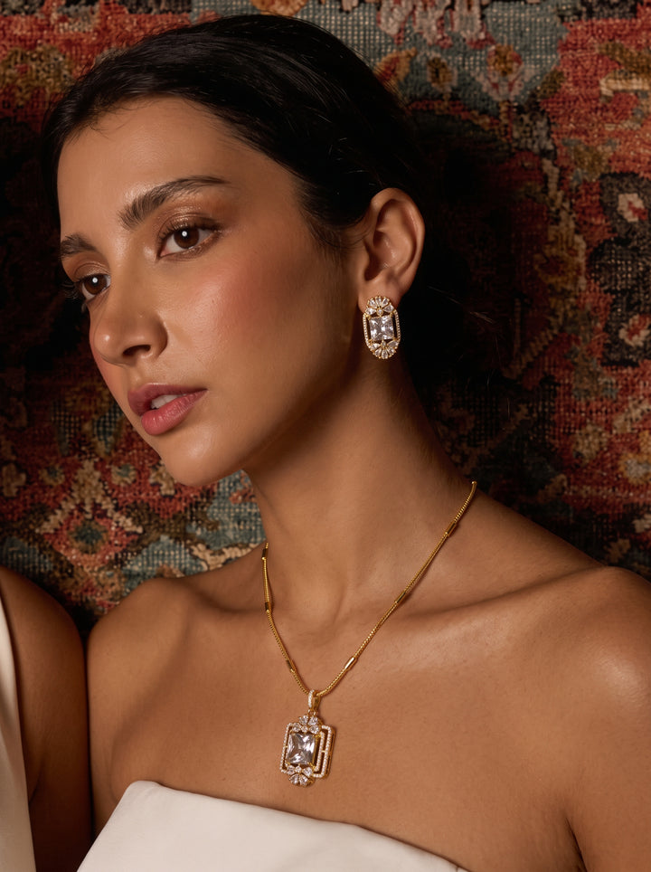 Zarika White Crystal Pendant Chain With Earring