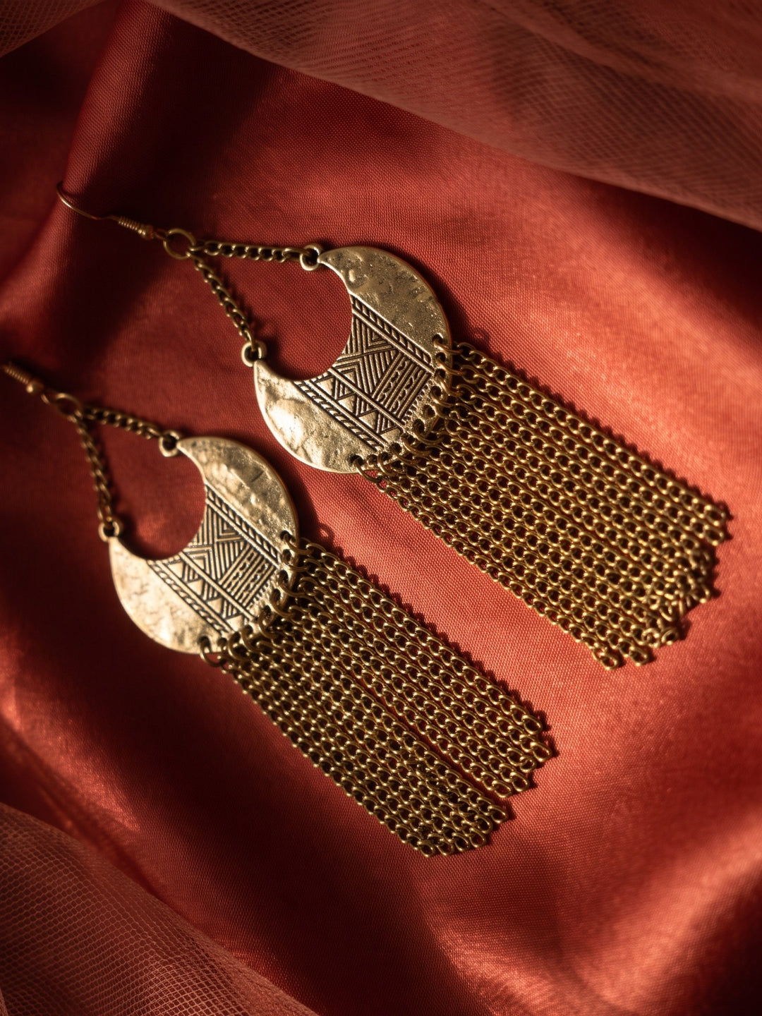 Rajwara Golden Oxidised Danglar Earring