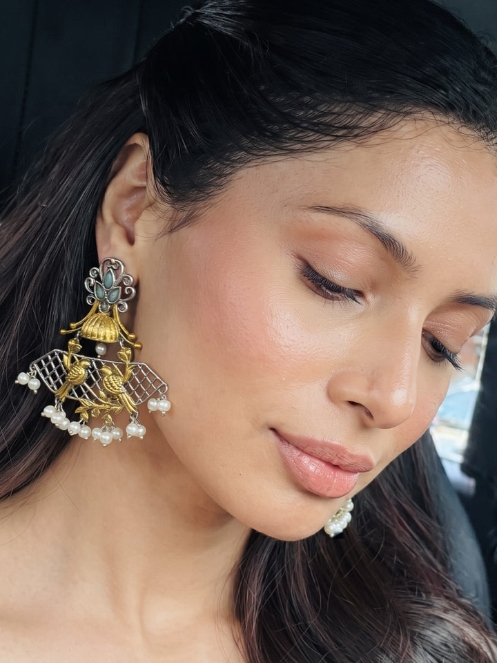 Rajwara Duel tone Oxidised Pearl Earring