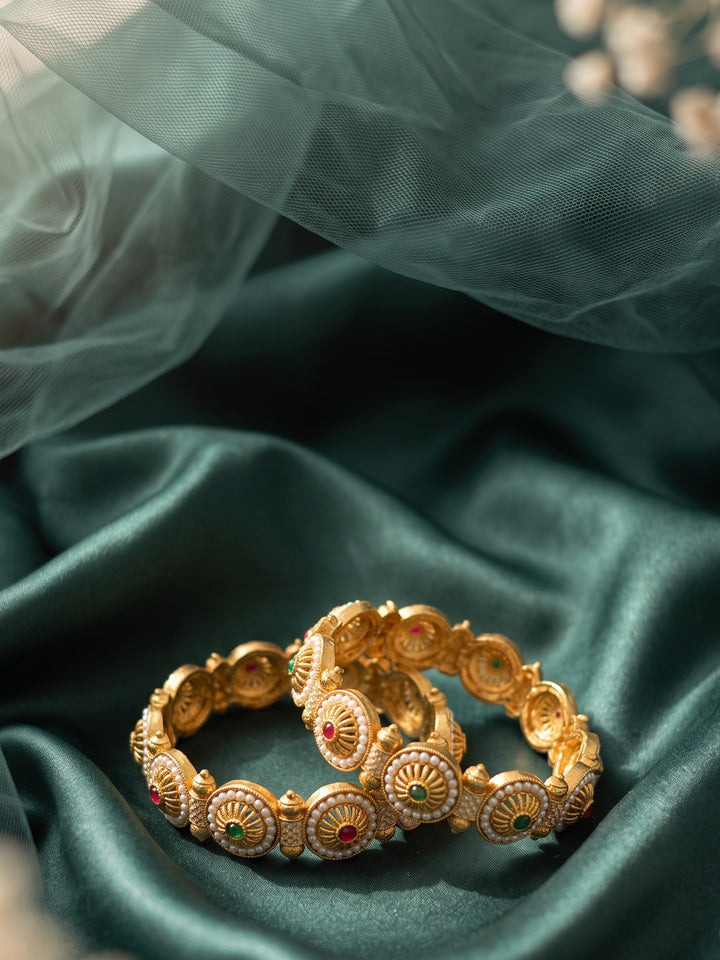Rajwadi Kundan Pearl Bangles