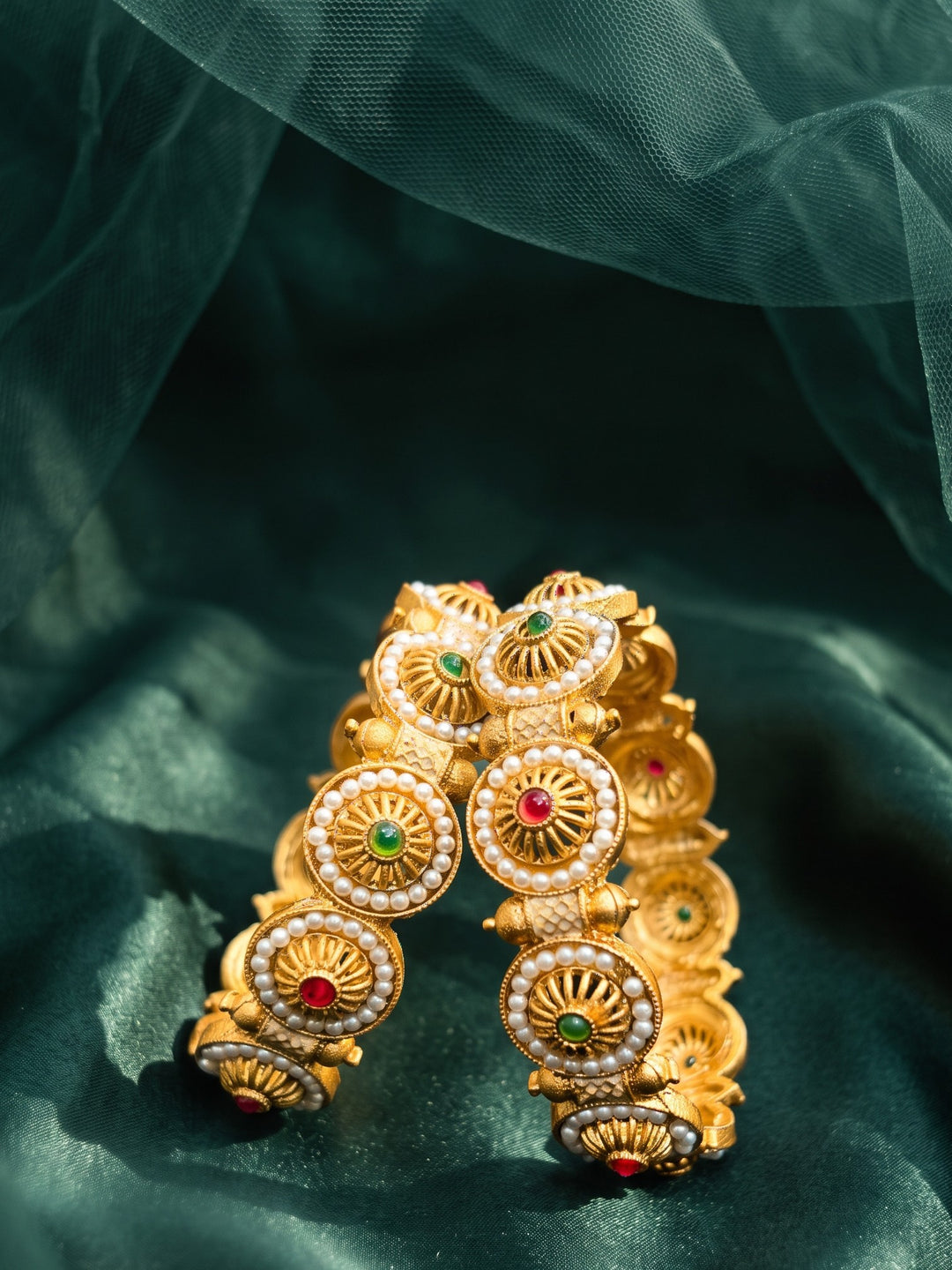 Rajwadi Kundan Pearl Bangles