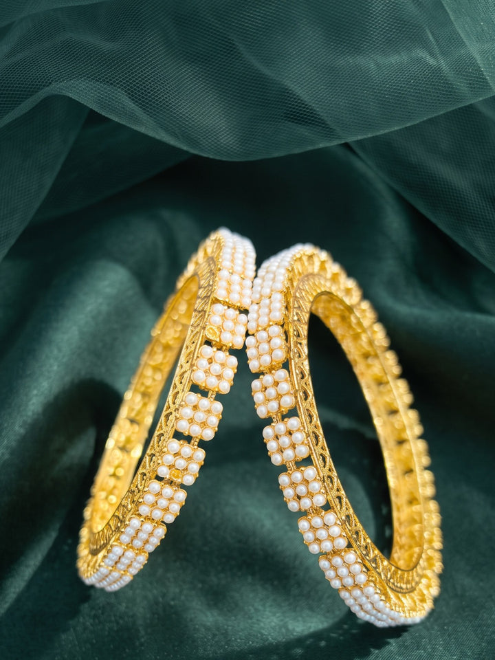 Rajwadi Moti Kangan Bangles