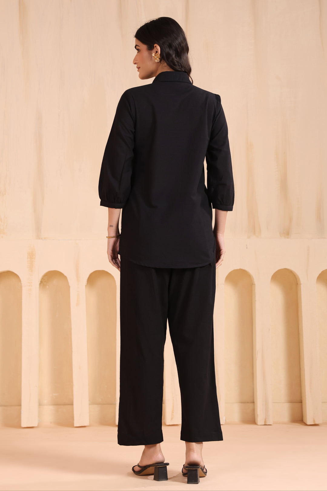 Viyona Onyx Floral Embroidered Co-ord Set