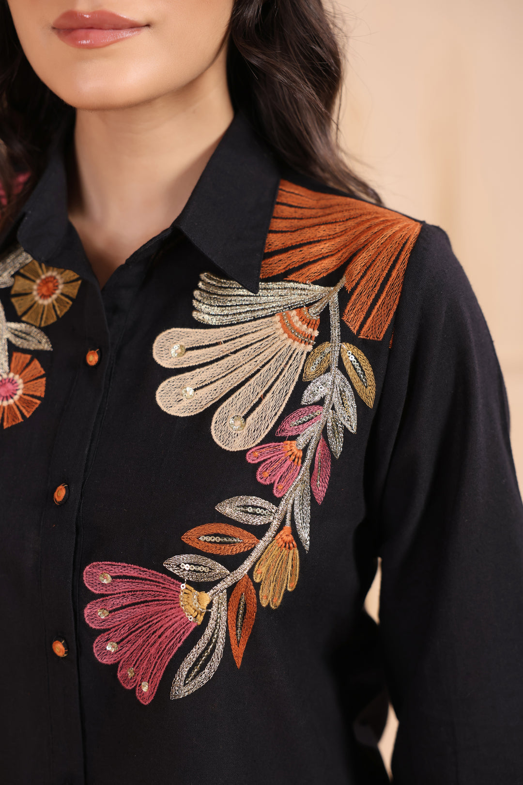 Viyona Onyx Floral Embroidered Co-ord Set