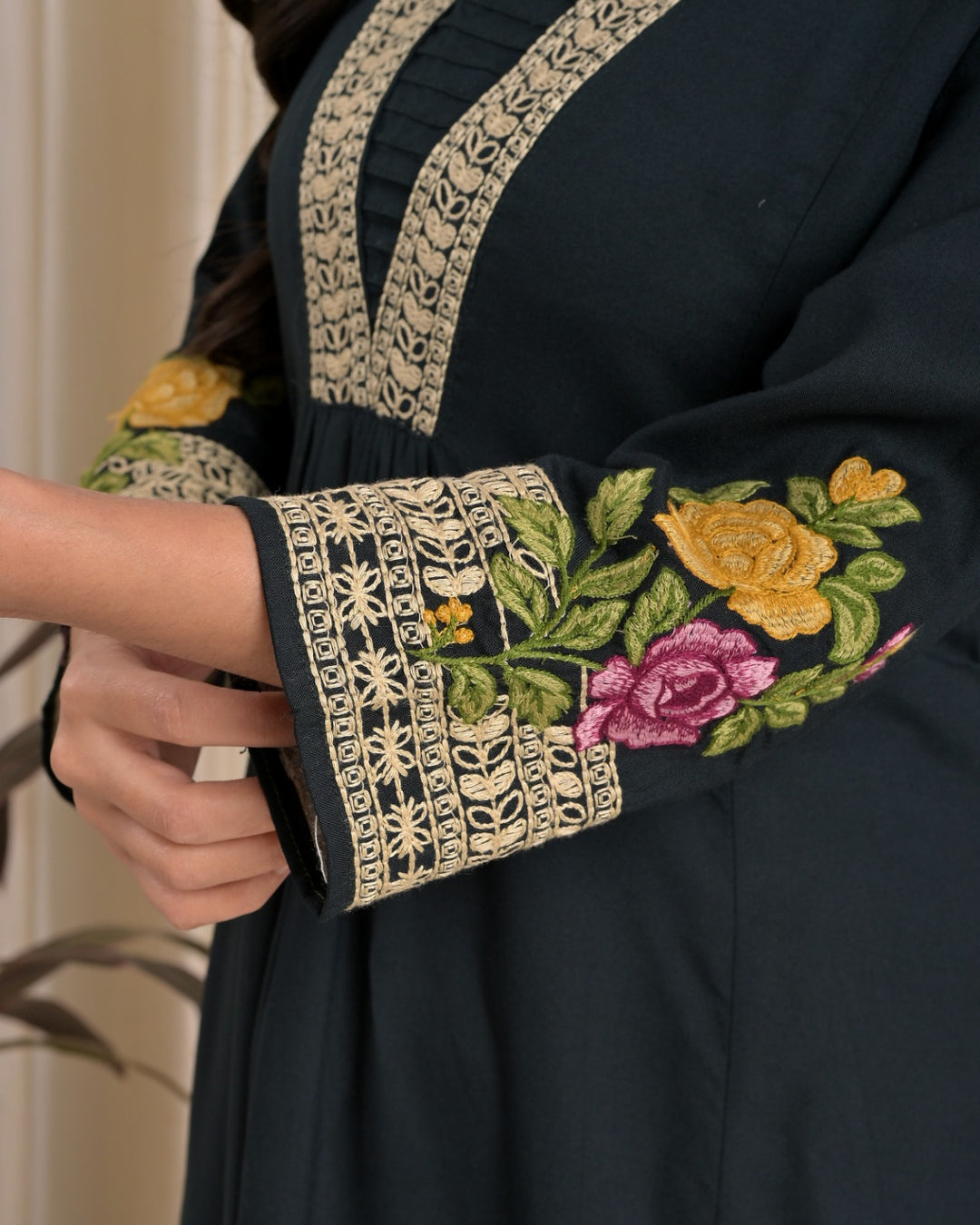 Chandri Casal Embroidered Kurta Pant Set