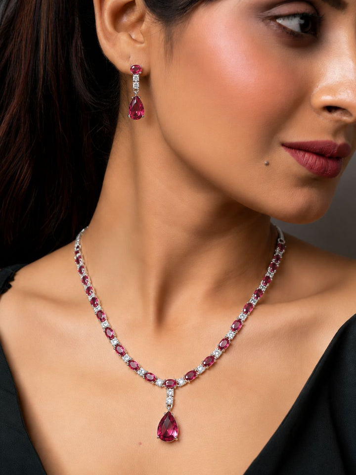 Nayra diamond necklace with earings set